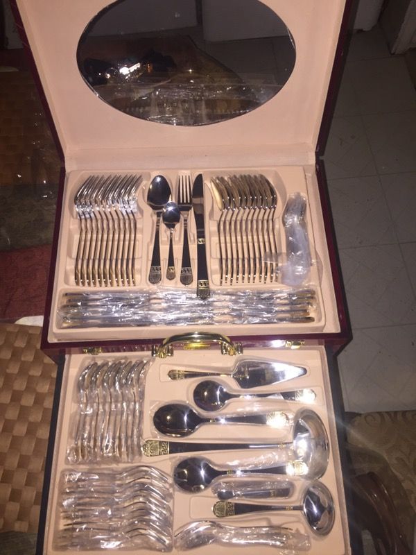 Elegant 84 piece 18/10 stainless steel Kaiserkoch Germany flatware set