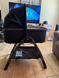 Peg Perego Bassinet