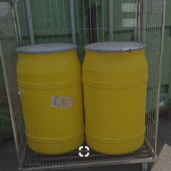 Eagle 55 Gallon Plastic Drum w/ Metal Locking Ring