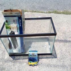 20 Gallon Fish Tank+Pump+Light