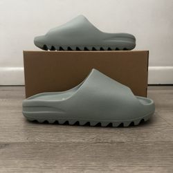 Adidas Yeezy Slide Salt Size 9