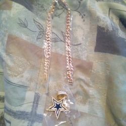 COWBOYS NECKLACE