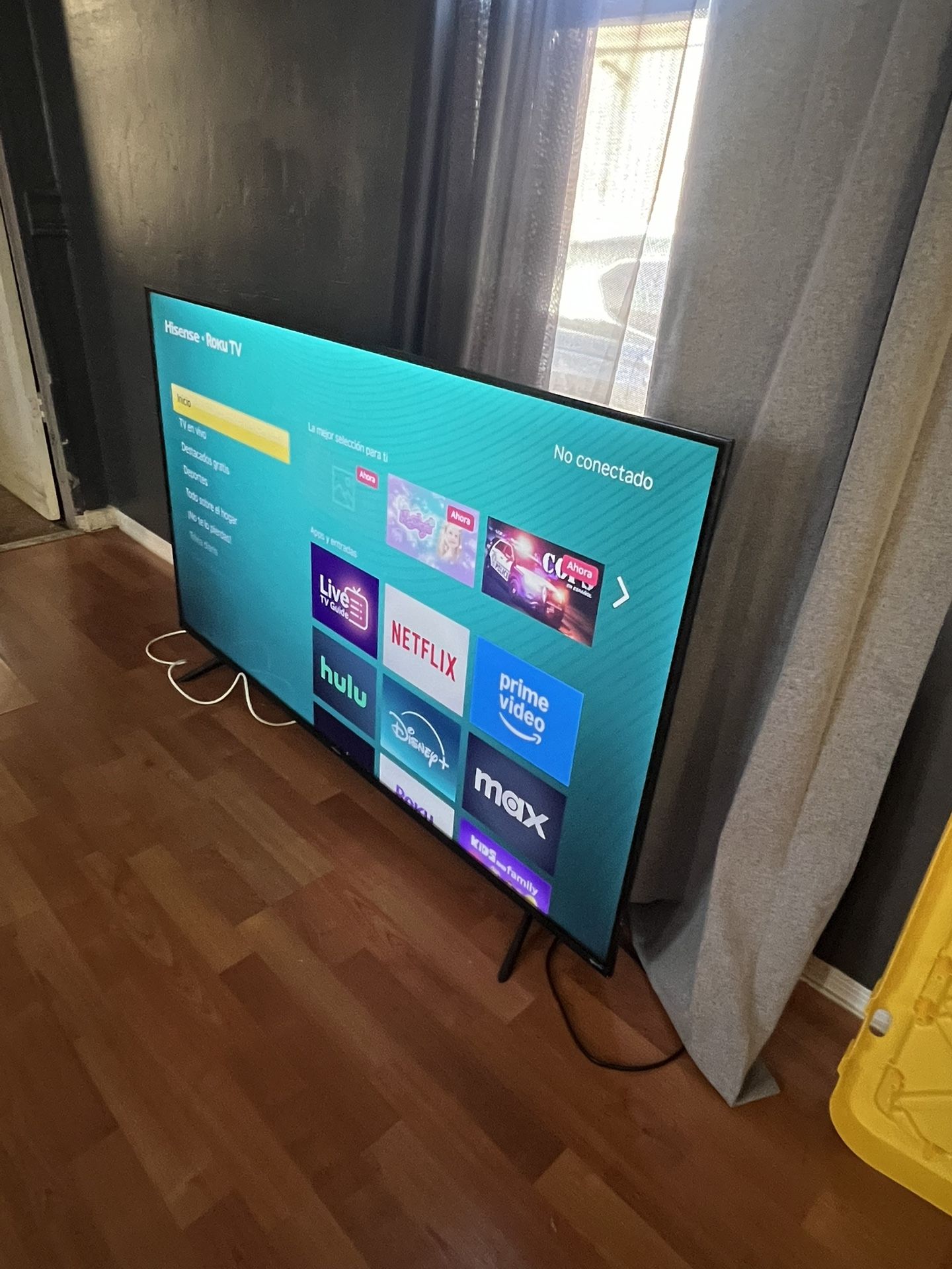 58 Inch HISENSE Smart TV