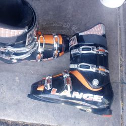 Lange Size 13 Ski Boots and Rossignol 186cm Skis