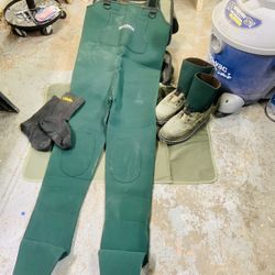 Field & Stream Men’s Waders with Field & Stream Felt-Soles Wader-Boots, Cabelas Wading Socks & Field & Stream Fisherman’s Wading -Gear Carrying Bag