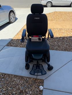 Pride Power Chair (PICKUP ONLY)