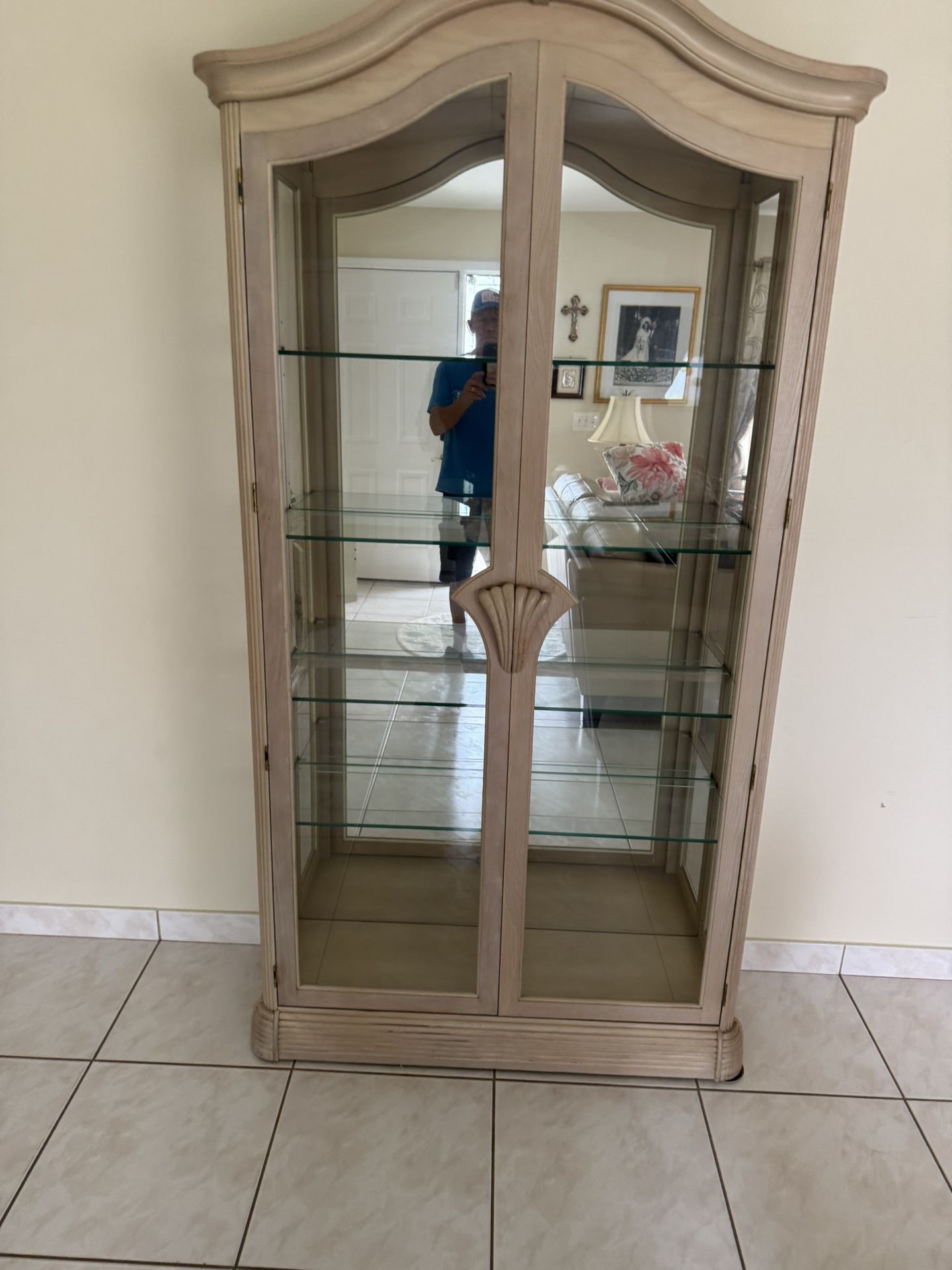 Lighted Precious Moments Cabinet