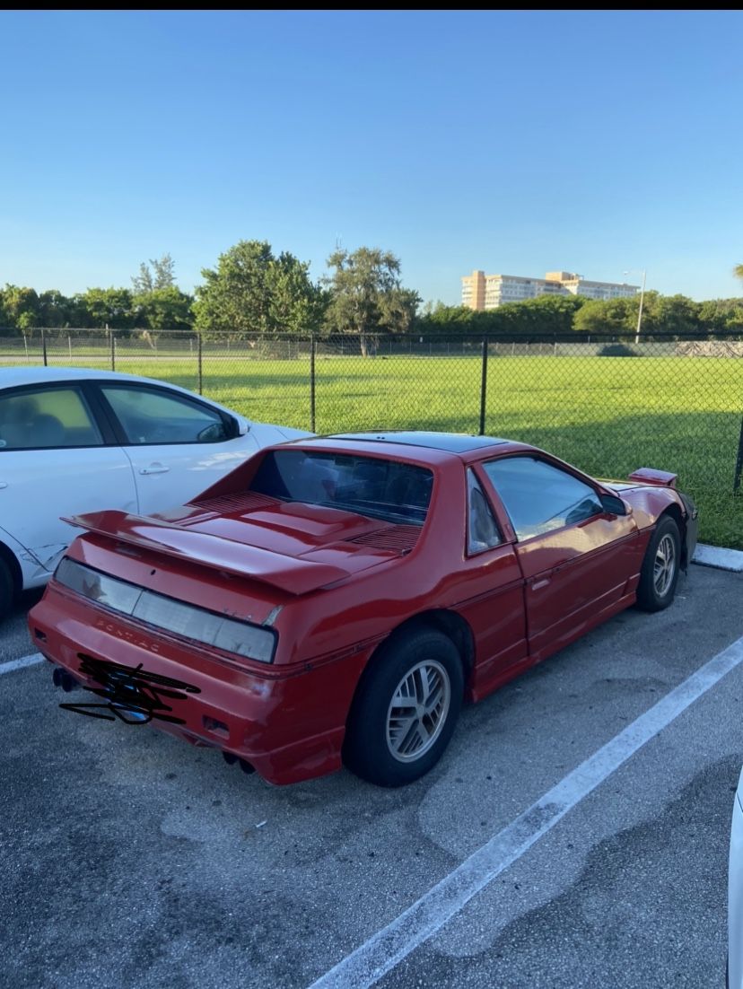 1987 Pontiac Fiero