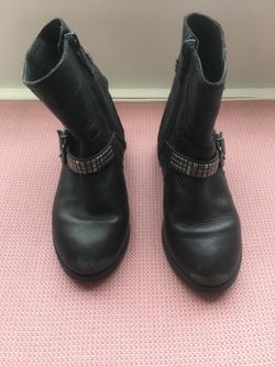 Zara girls black leather booties - 10.5US/28EUR