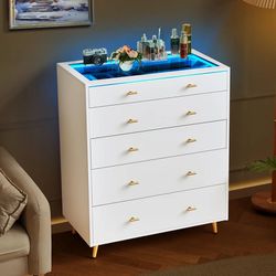 5 Drawer LED Light 30.7" W Drawer Dresser and Chest with Jewelry Organizer