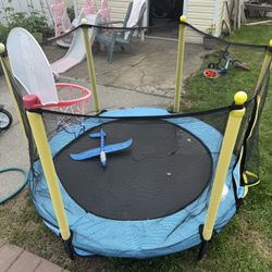 Trampoline 