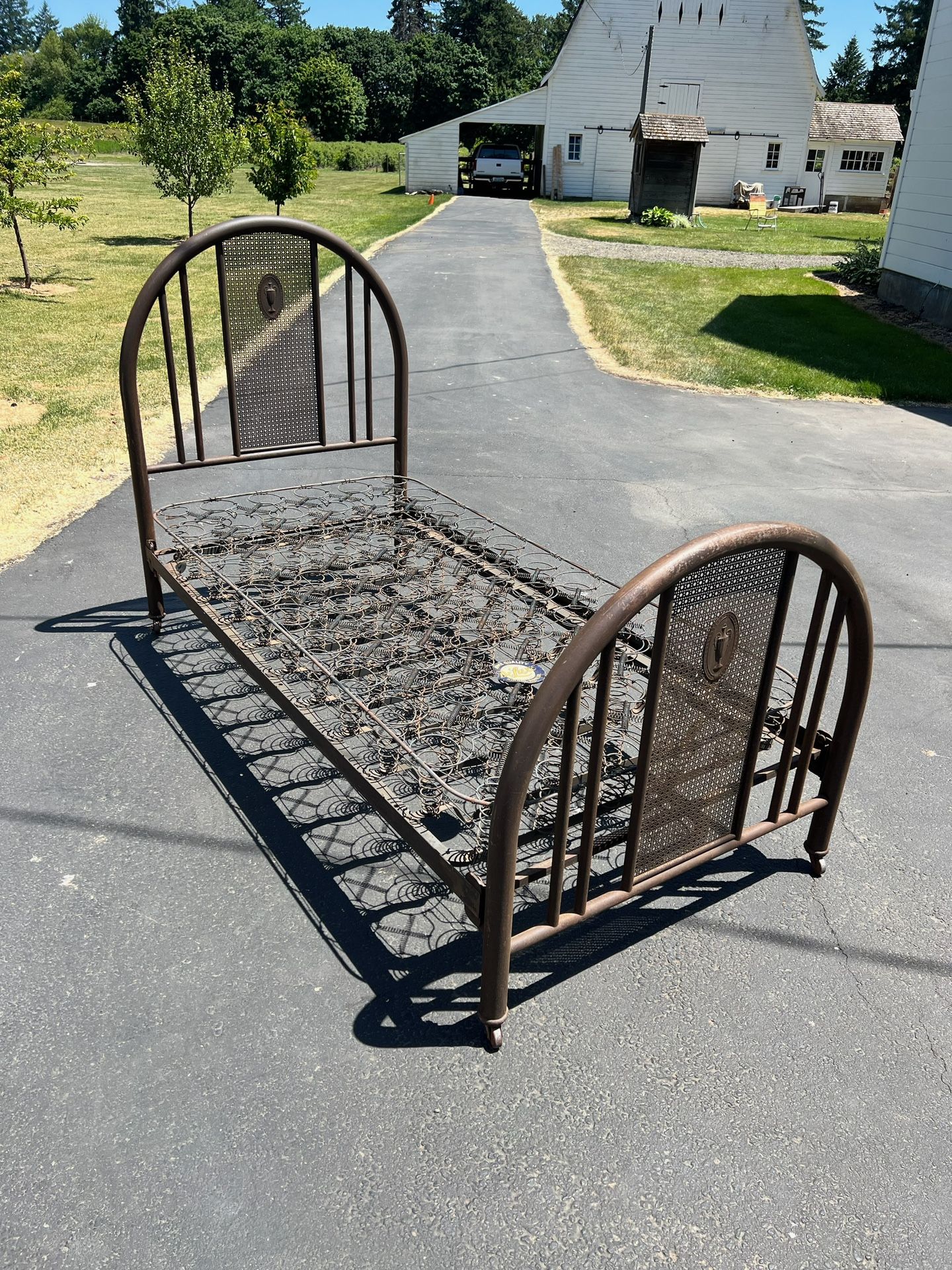 2 Vintage Metal Twin Bed Frames By Kinney-Rome