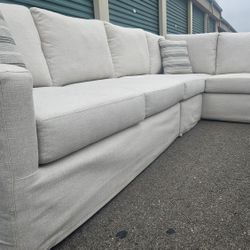 FREE DELIVERY!!! Coastal Style 3pc  Sectional Sofa (WHITE)