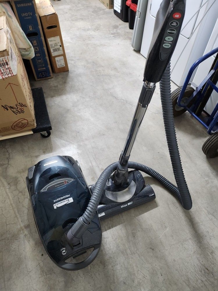 Kenmore Vacuum Cleaner