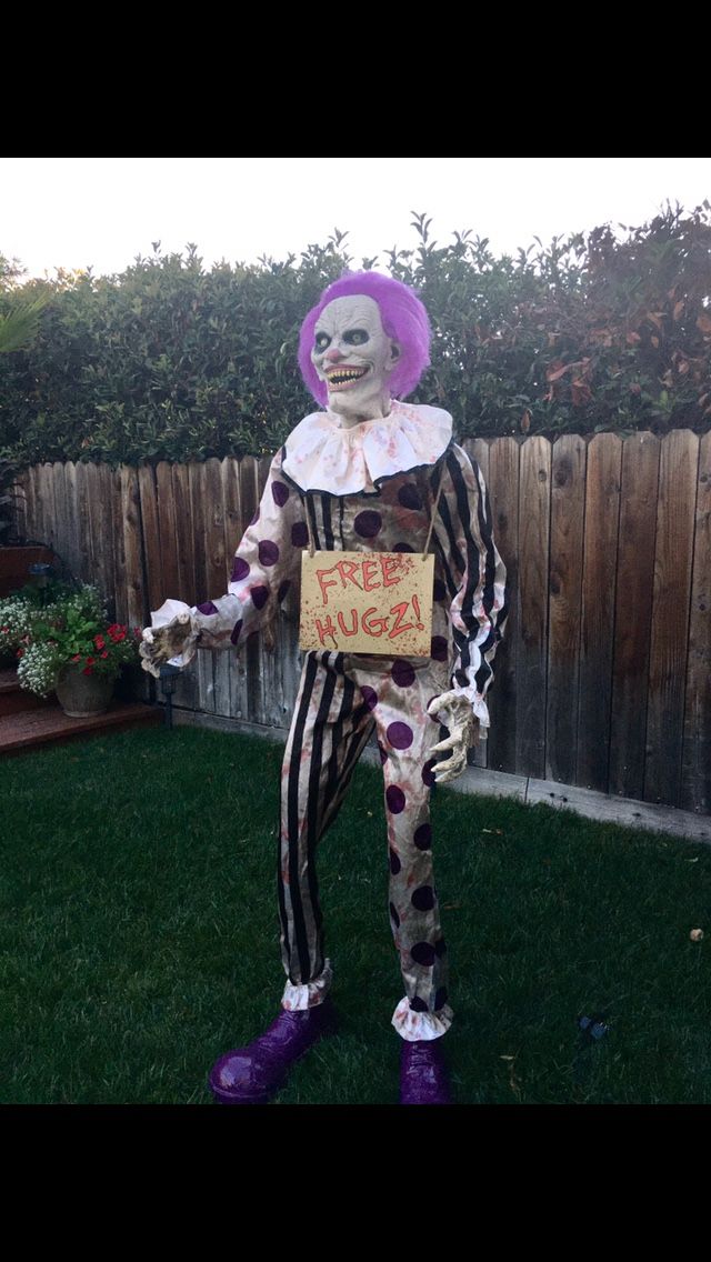 Halloween props and animatronics