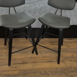 Bar Stools/ Chairs