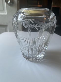 VTG Cut Crystal Rose Bowl Vase 6” Etched Floral Flowers Starburst Base Heavy