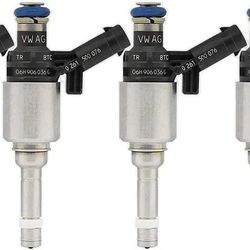 Bosch Set Of 4 Audi Q5 Fuel Injectors, New