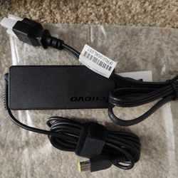 Lenovo 00PC757 - 65W Laptop AC Adapter NEW