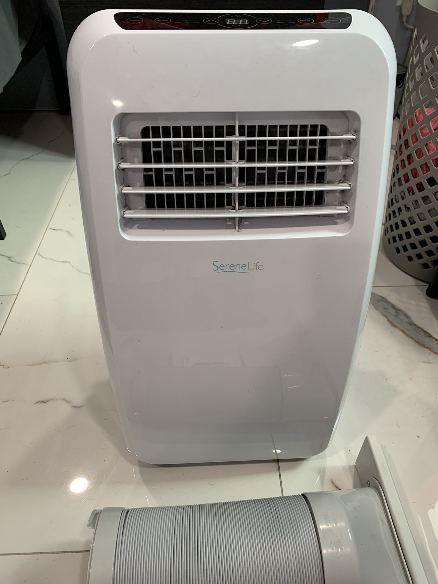 Serenelife SLPAC8 8,000 BTU(used less than 3 months)