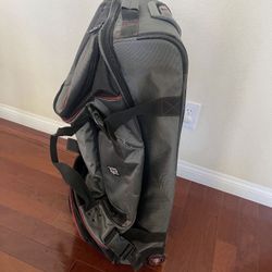 FUL 22"x13"x12" Wheeled Rolling Duffel Bag Carry On Suitcase, Gray w/ Red Trim