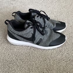 Nike Roshe Run Tech Fleece Size 8.5