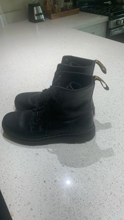 Dr.Marten’s 1460 boots