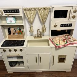 Tiny Land Play Kitchen