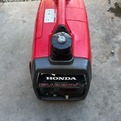 HONDA EU2200i INVERTER GENERATOR