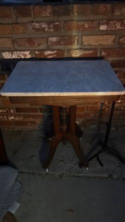End table