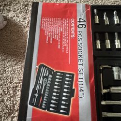 46pcs 1/4-inch Drive Socket Set, Mini Ratchet Wrench Set with Storage Box, Professional