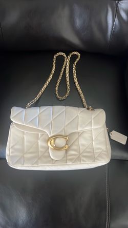 COACH Quilted Tabby Medium Leather shoulder pad