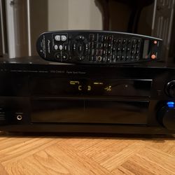 Pioneer VSX-D850S 110-Watt AV Receiver W/Remote (Excellent Condition)  