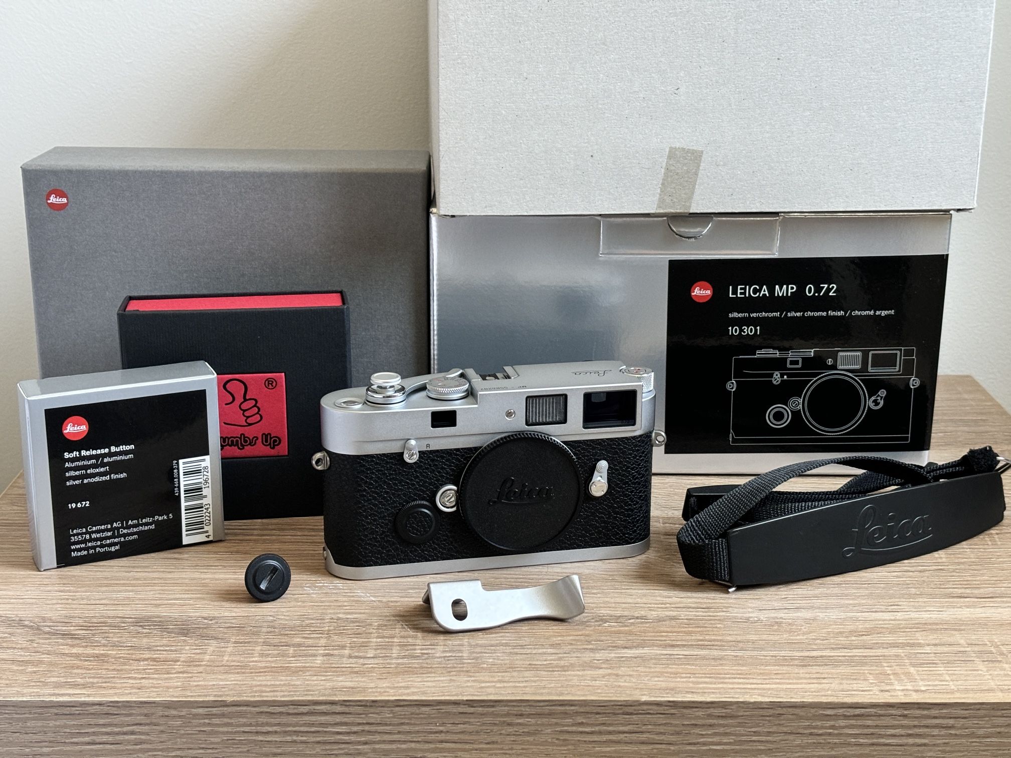 Leica MP Silver Rangefinder NMIB with Extras