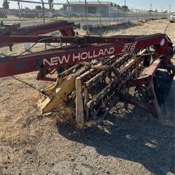 New Holland 216 Rake