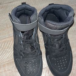 Boys Jordan’s 