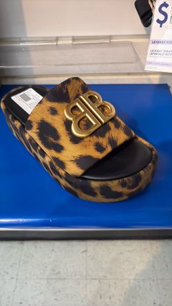 Balenciaga Slides