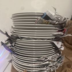 IKEA .Dinner plates . ( all for $20 ) 28 Pieces 