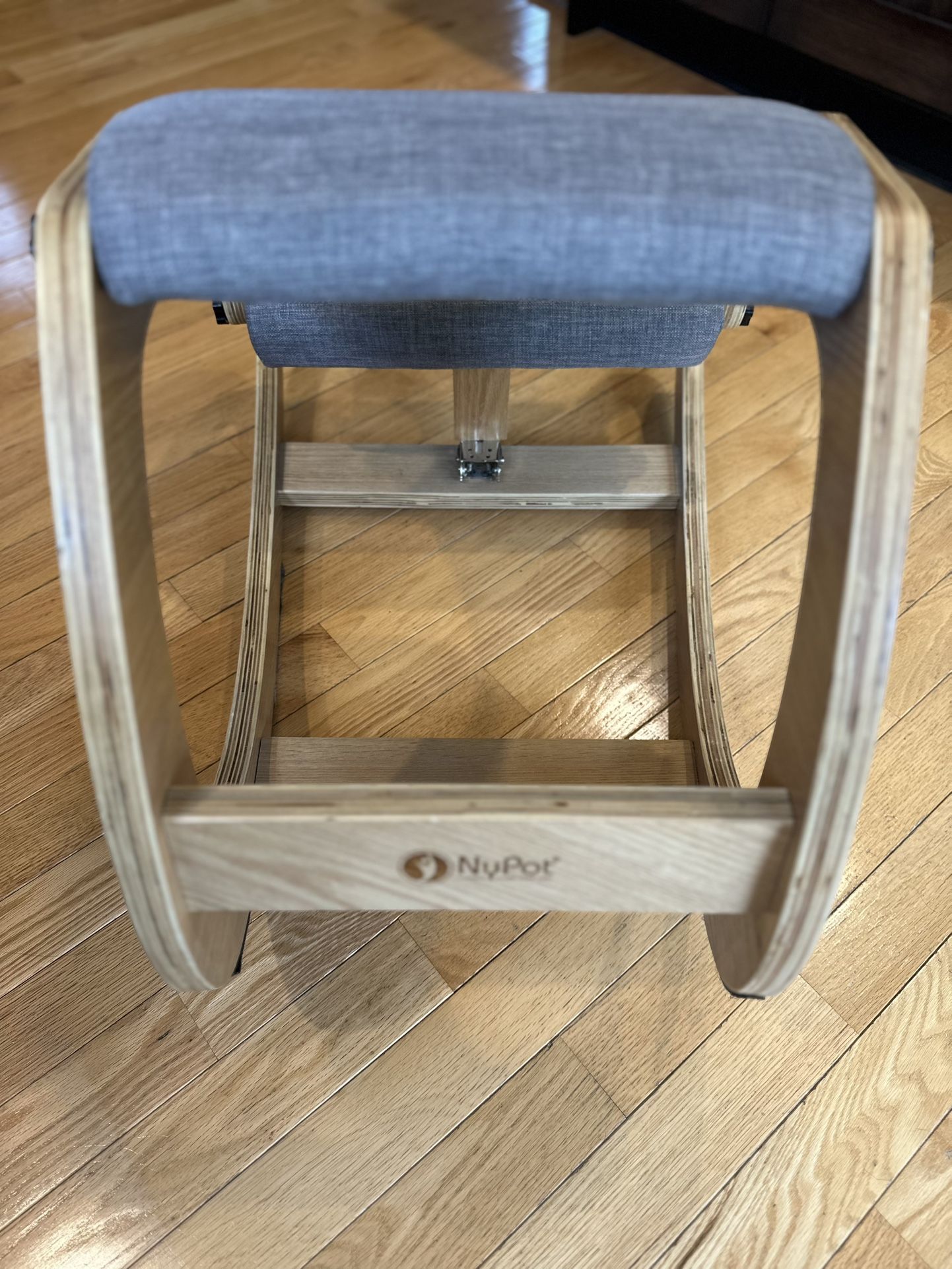 Nypot Ergonomic Kneeling Chair