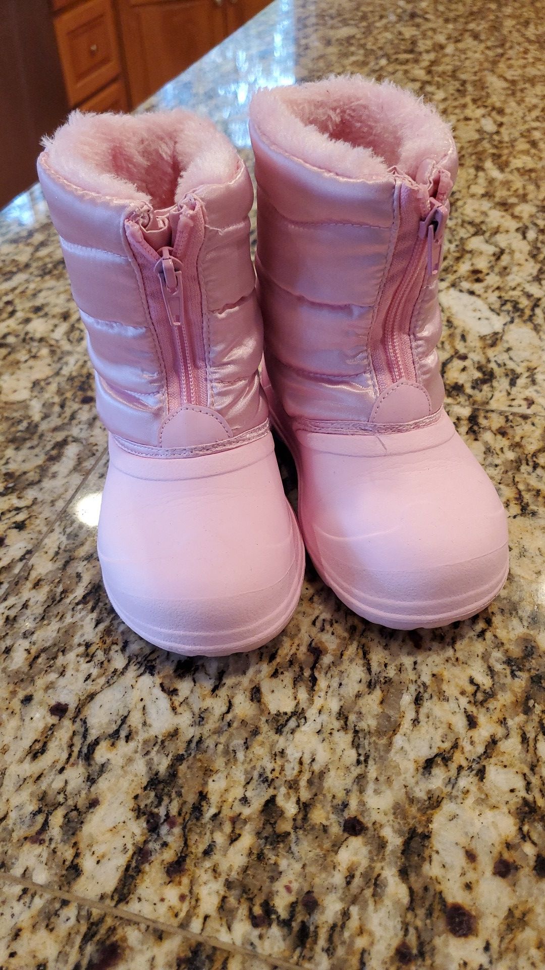 The doll maker pink toddler girl snow winter boots size 10