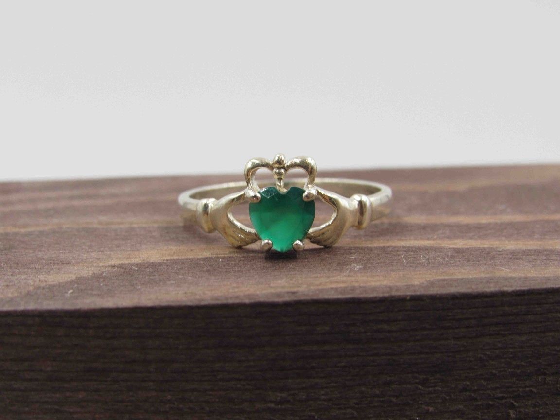 Size 9.75 Sterling Silver Chrysoprase Claddagh Band Ring Vintage Statement Engagement Wedding Promise Anniversary Bridal Cocktail Friendship