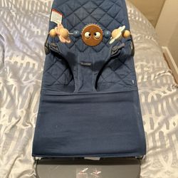 Babybjorn bouncer With Toy