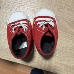 Infant shoes (0-3 months)