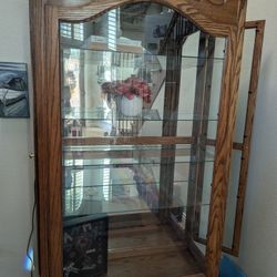 Solid Oak Curio Cabinet w/ Glass Shelves – Excellent Condition