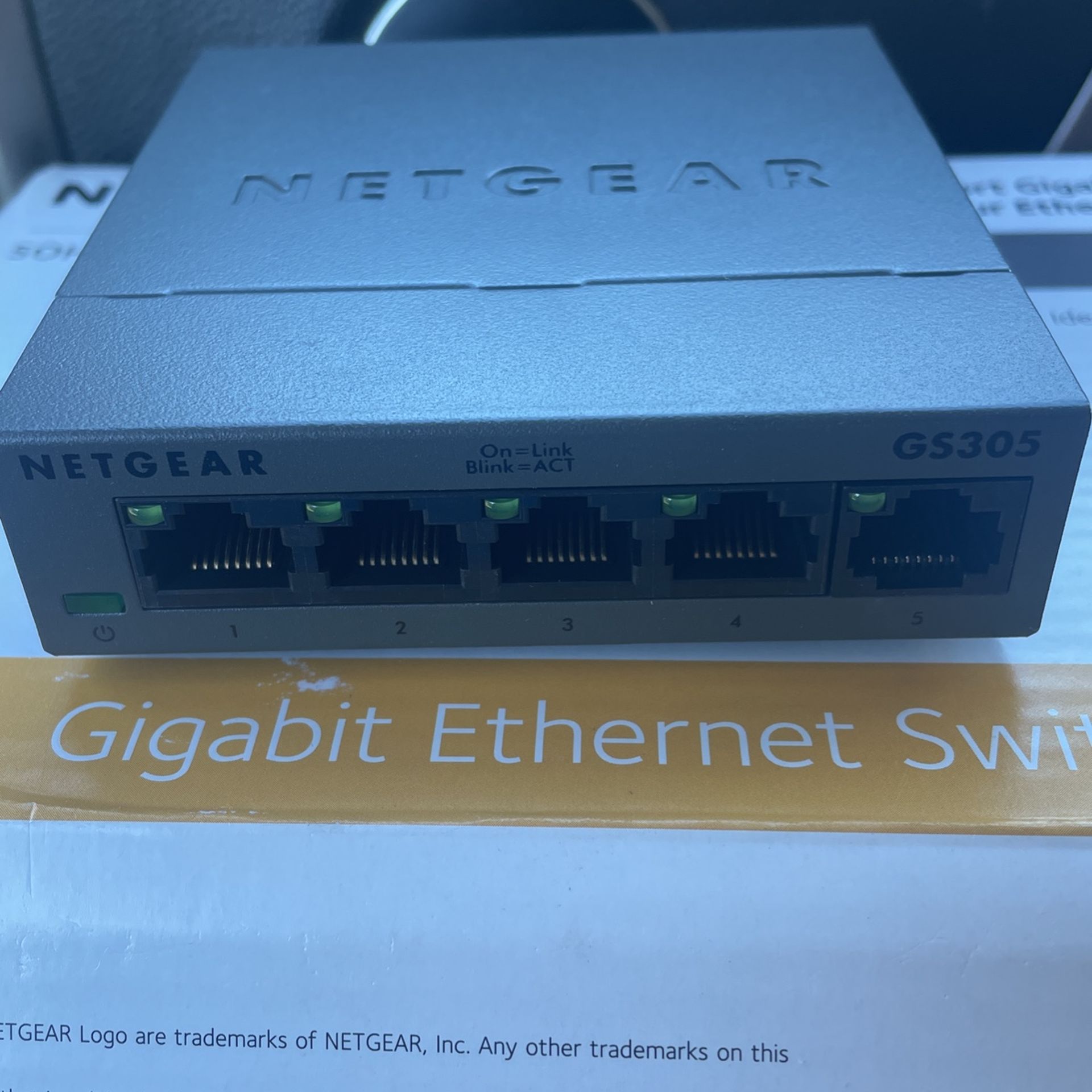 Netgear Gigabit Ethernet Switch