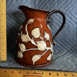 Grasslands Road Pitcher