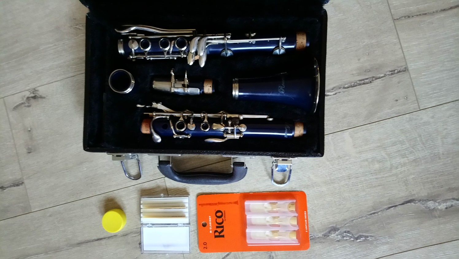 Rossetti Clarinet - Dark Blue - in Hard Case