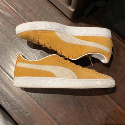 Puma Suede