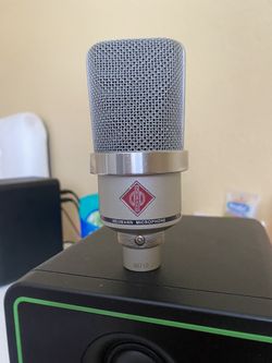 Neumann TLM 102 Large-diaphragm Condenser Microphone - Nickel