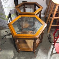 2 End Tables - Read Description - Free